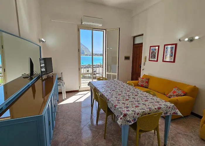Mondello Vista Mare